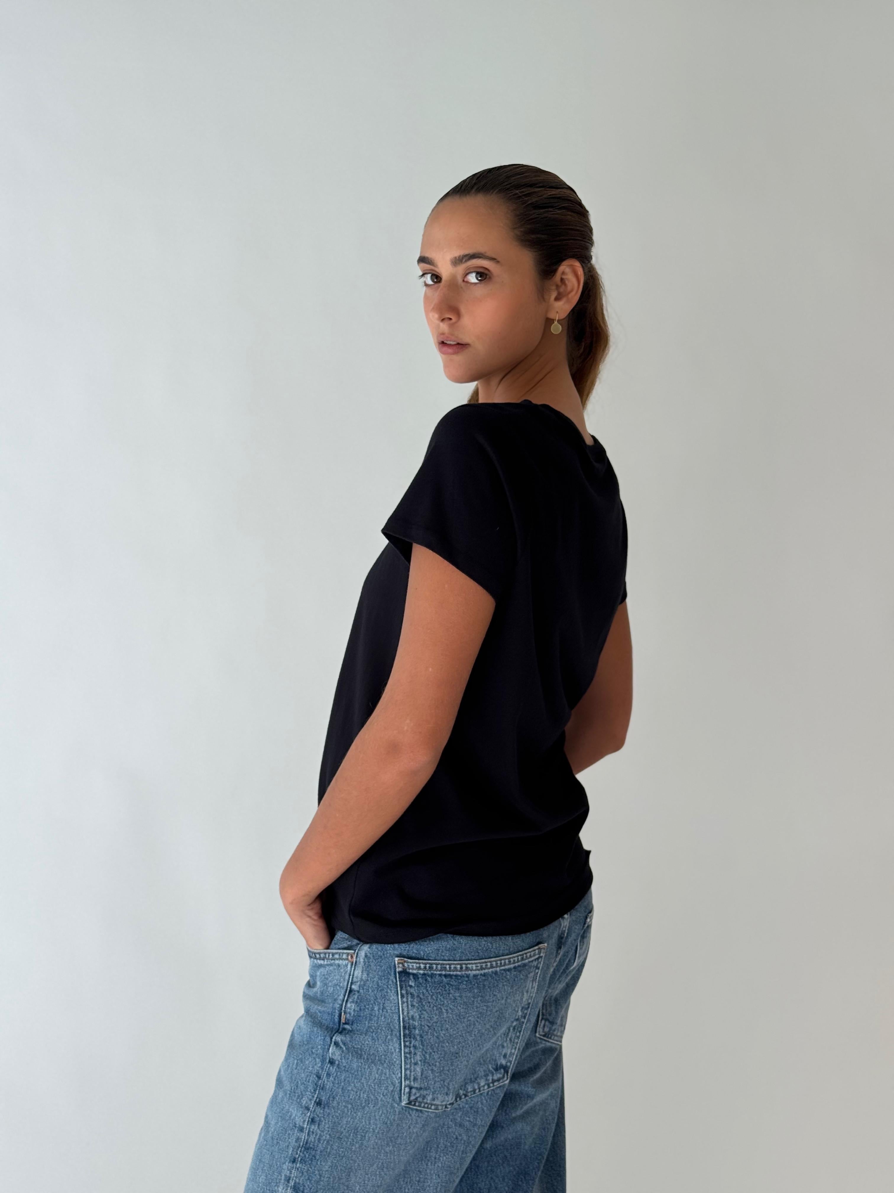 Jamie col rond m. courtes BLACK