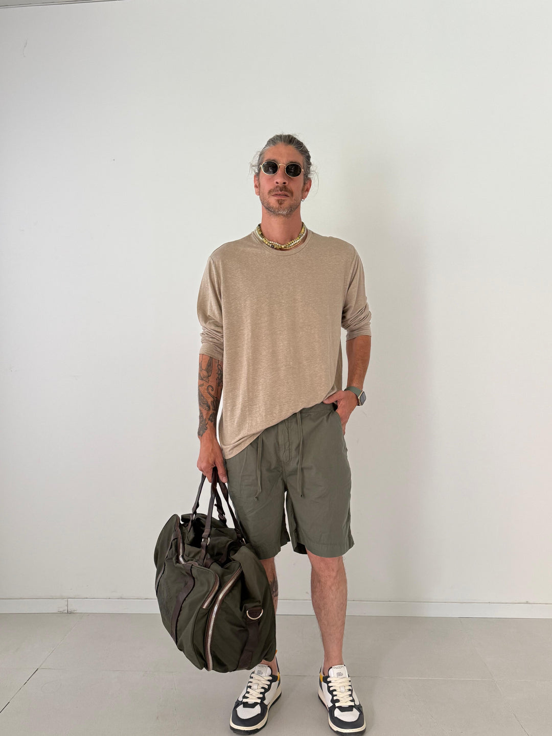 Round neck lond slv SAND