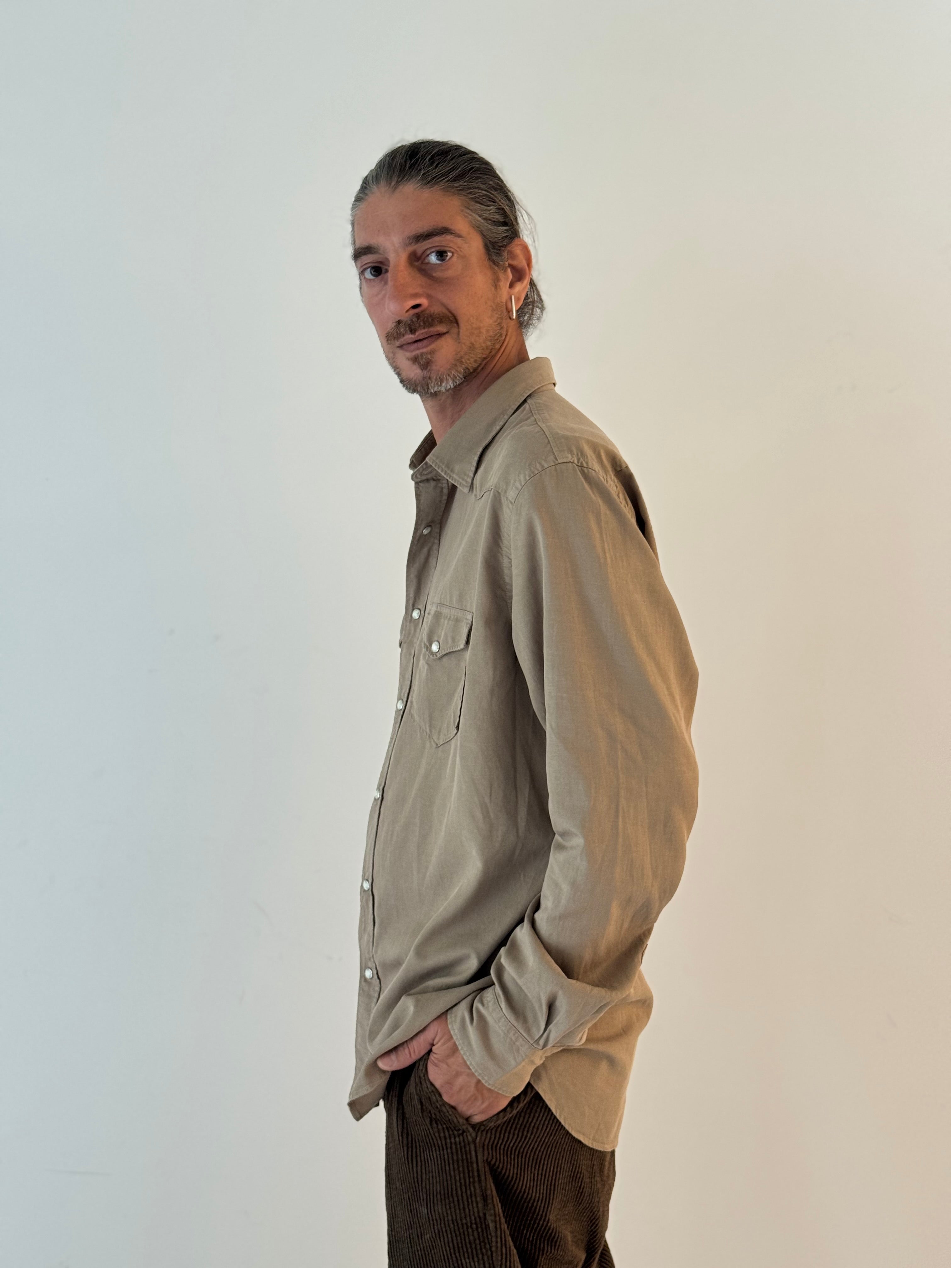 Pheonix woven shirt KHAKI