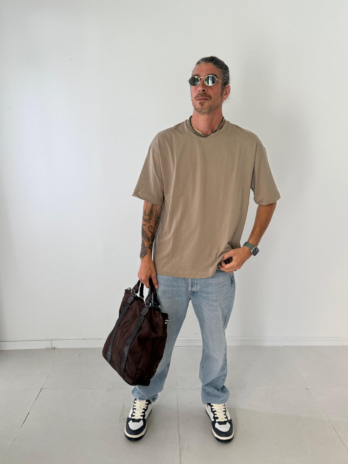 Anayo T BROWN