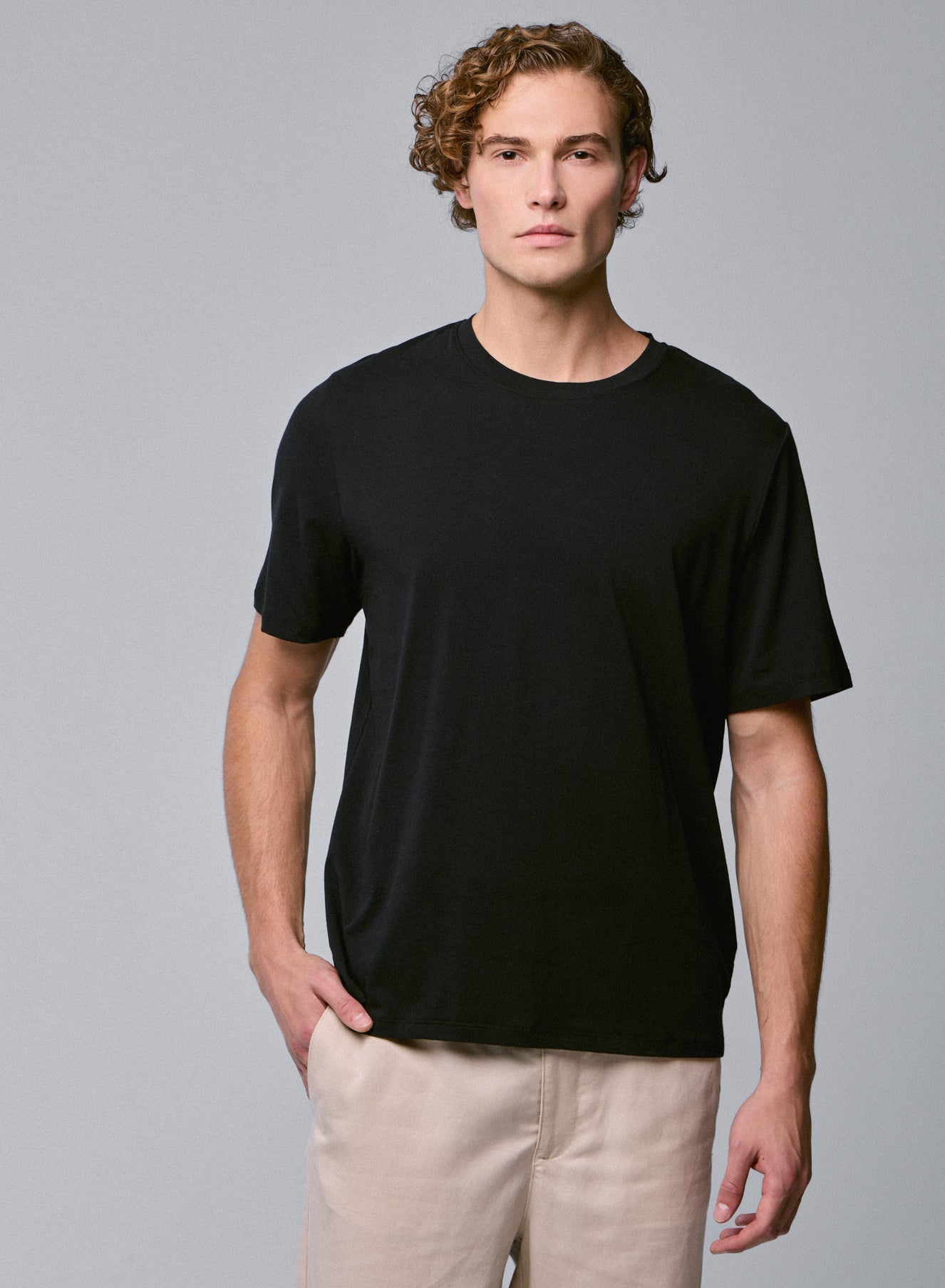 T-shirt BLACK