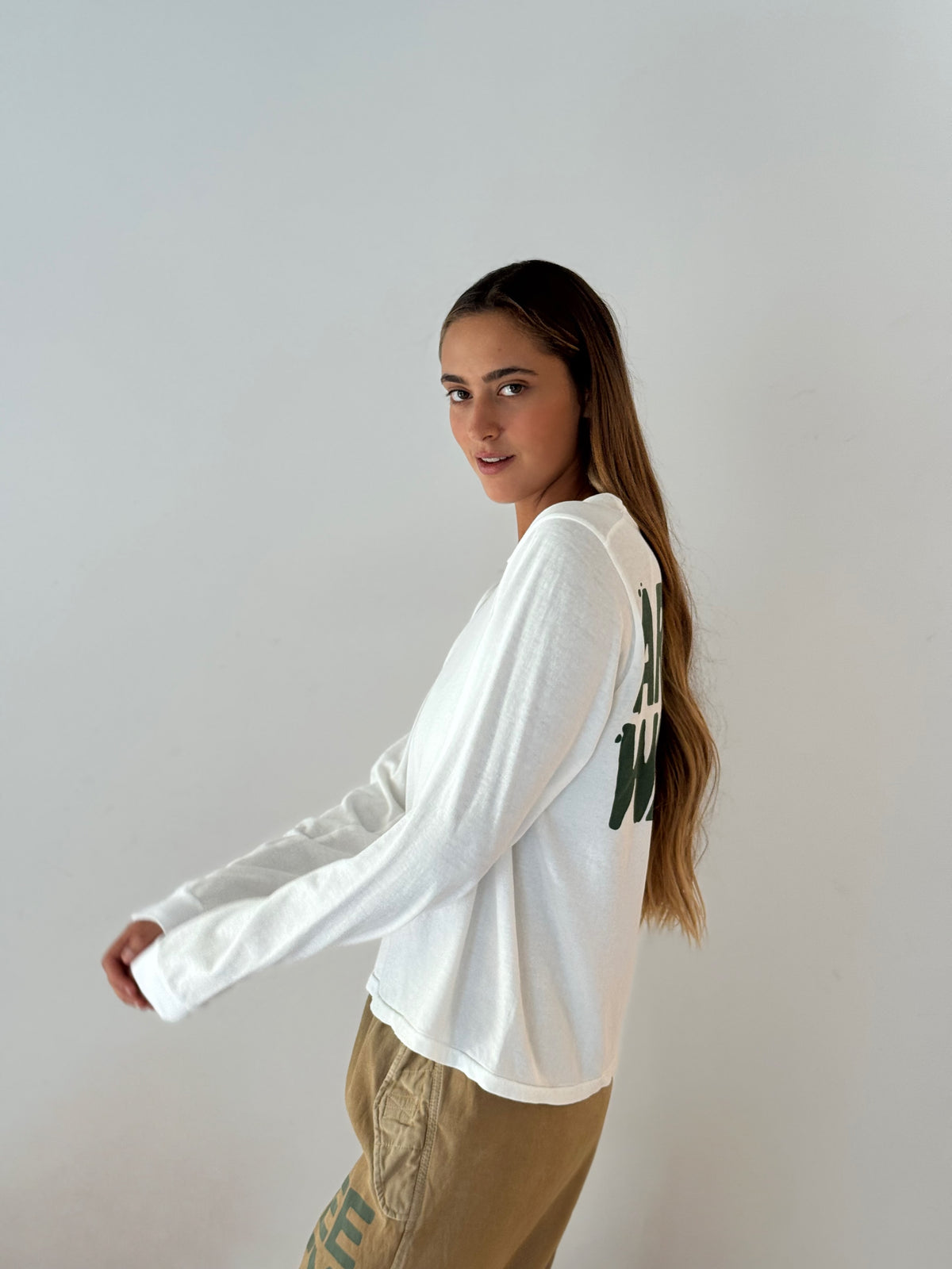 artist wanted long sleeve tee LAUNDRY WHITES