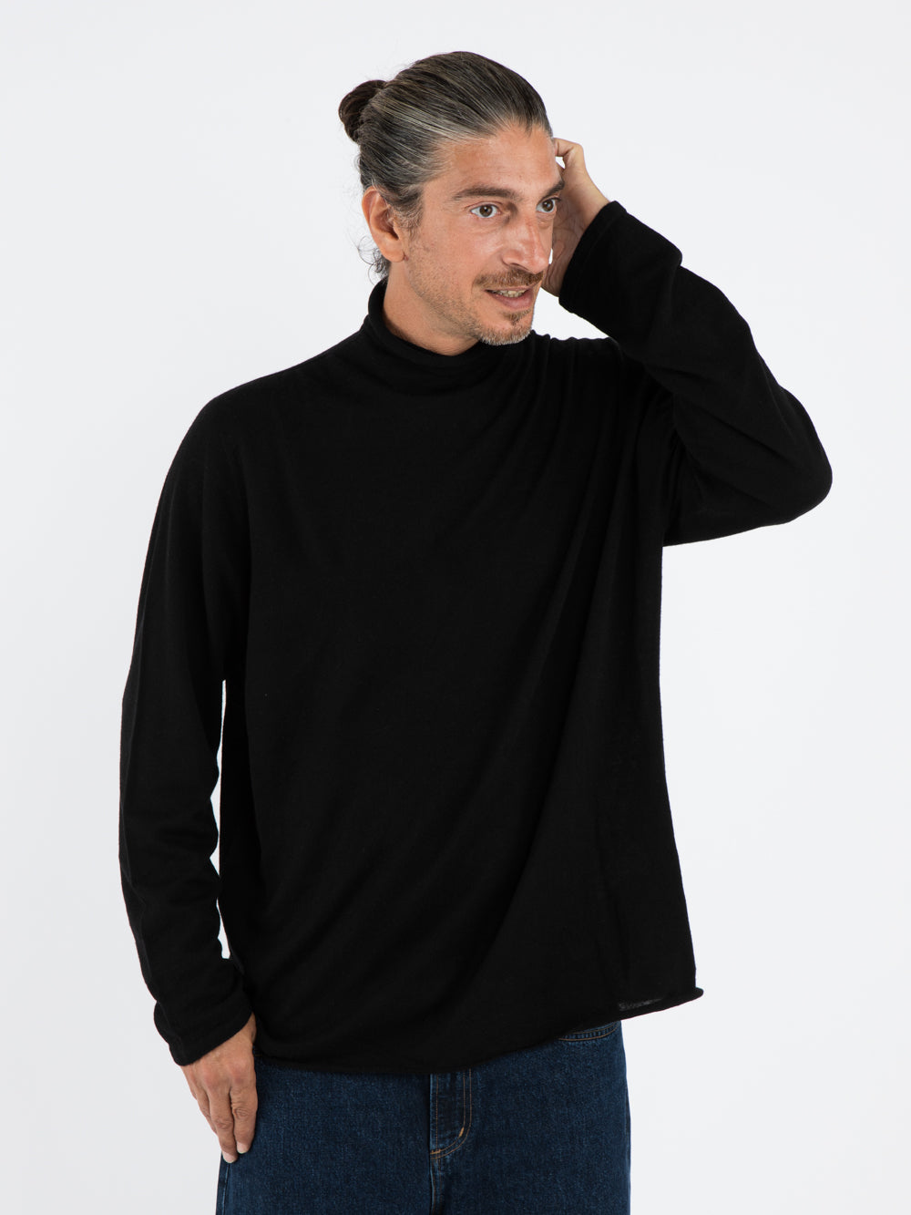High neck sweater BLACK