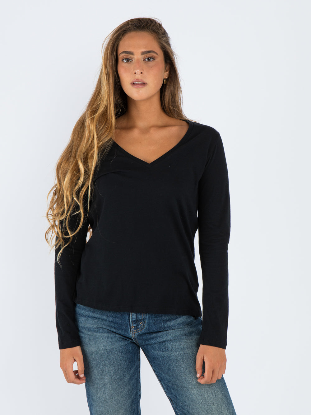 V neck long sleeve tee BLACK
