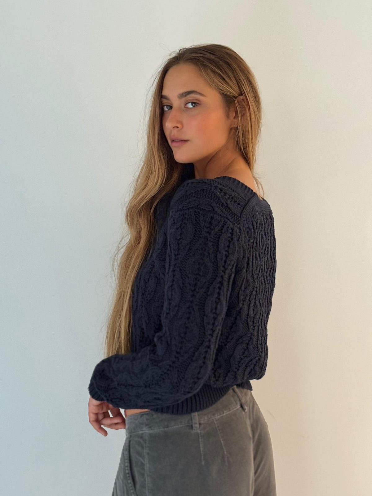 Joyce v-neck sweater NAVY