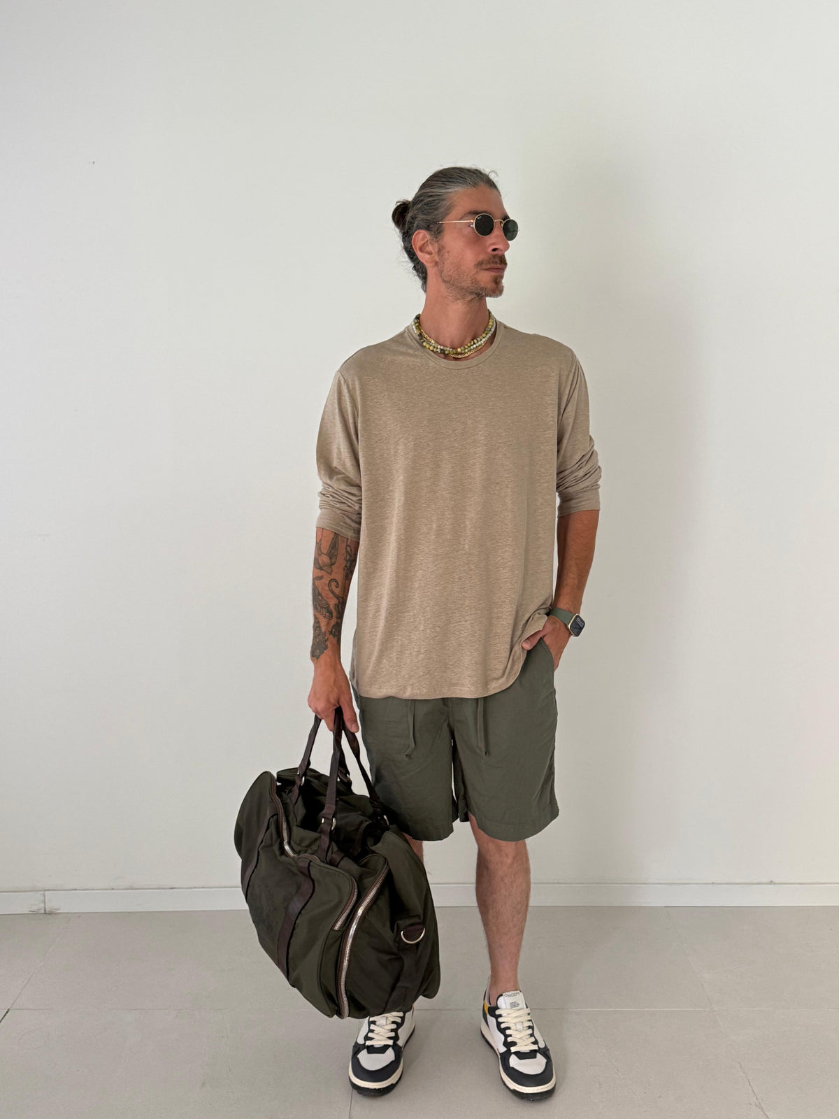 Round neck lond slv SAND