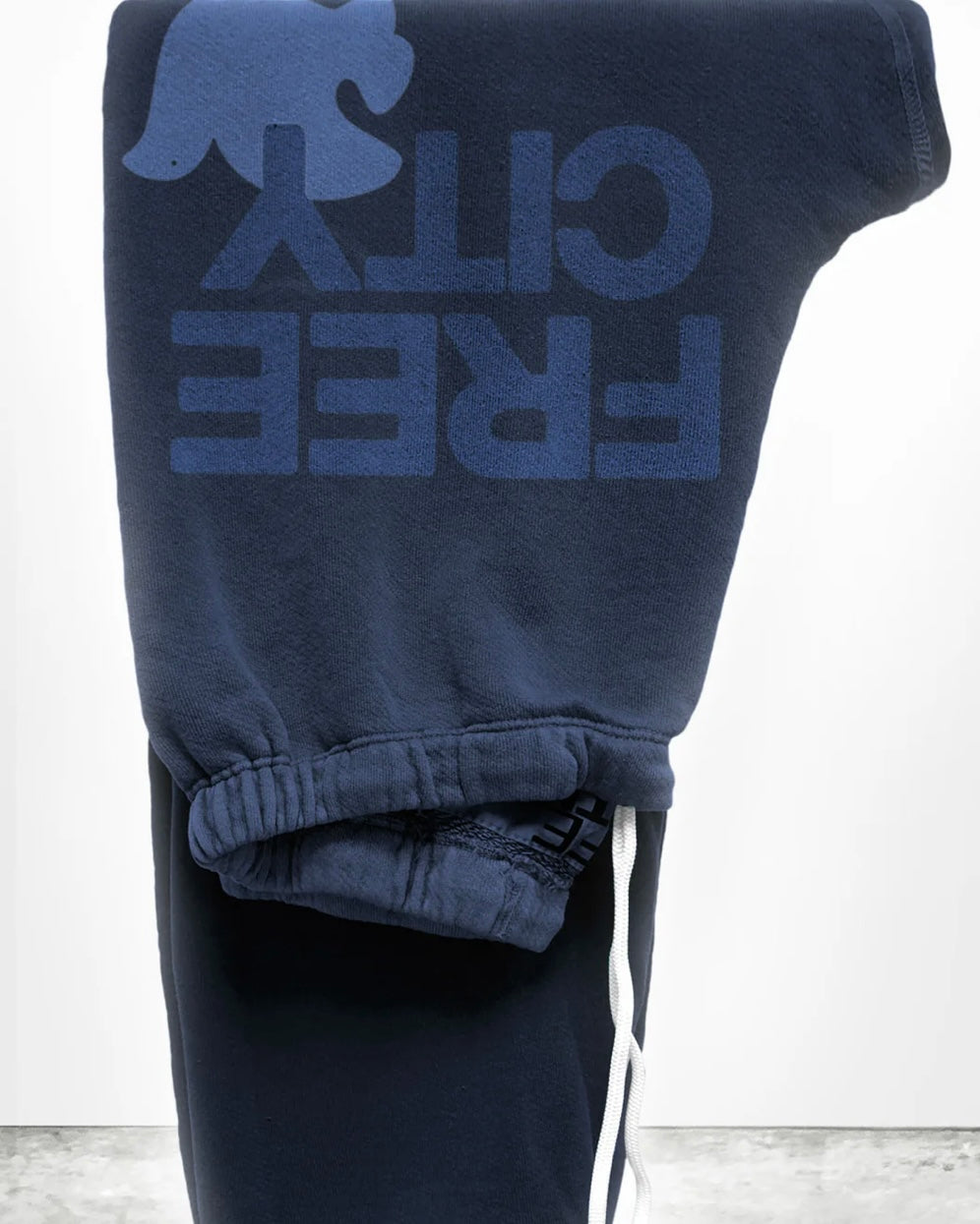 FREECITY LARGE SWEATPANT MOONSHROOM