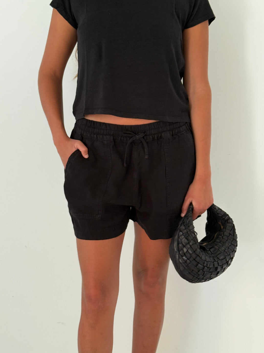Sutton linen shorts BLACK
