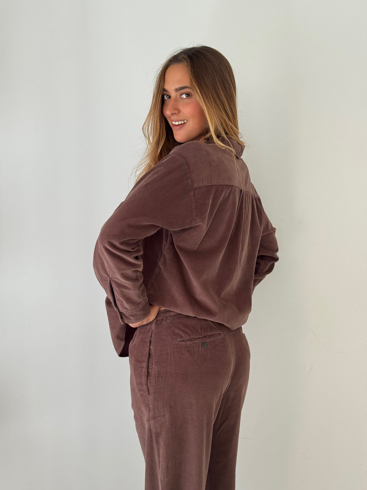 Cinema woven shirt CHOCOLATE