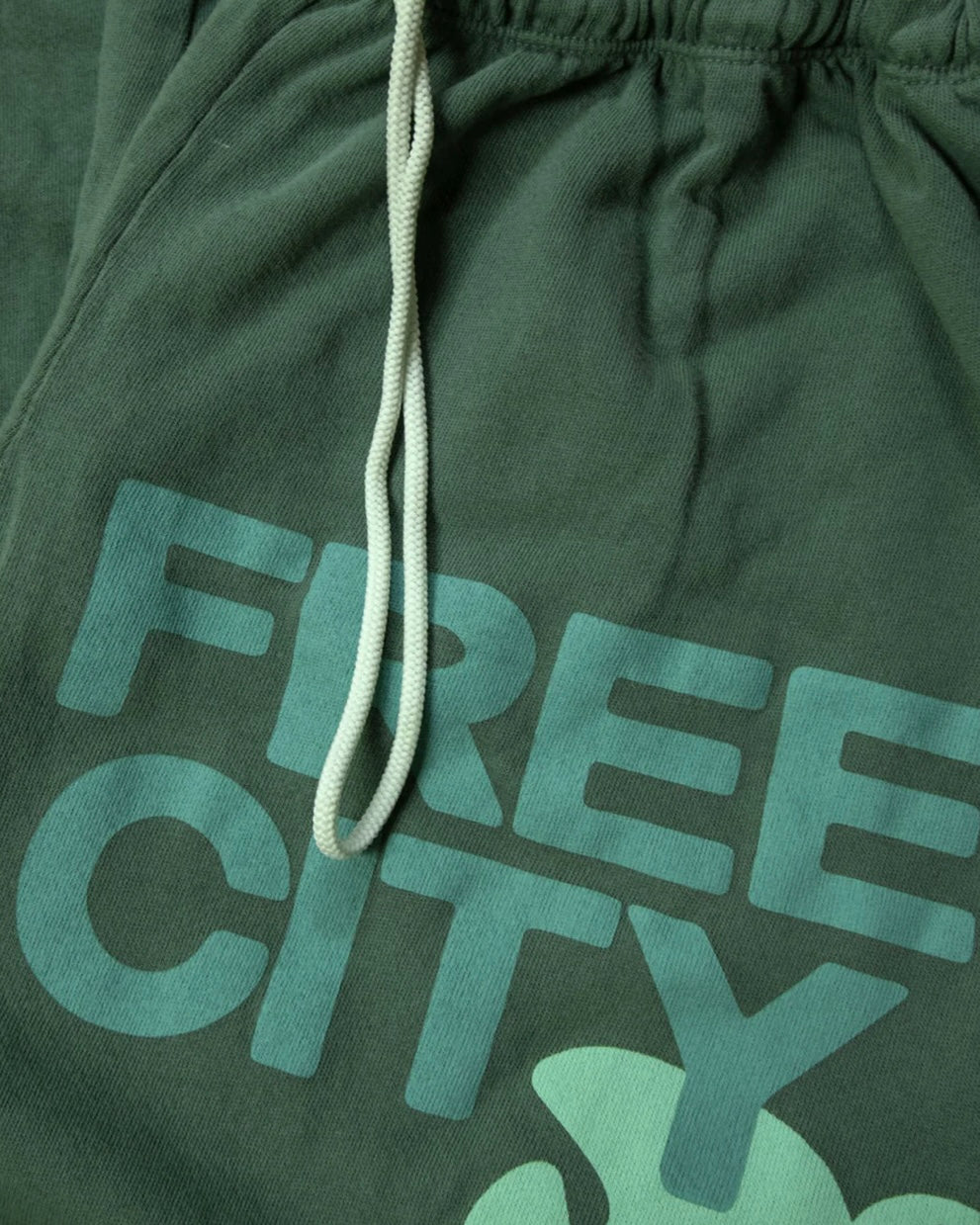 FREECITY LARGE SWEATPANT EATGREEN