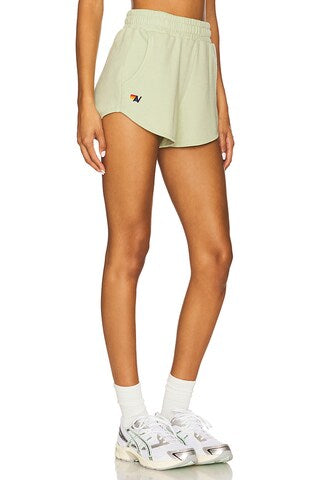 Essentials club short LIME CREAM