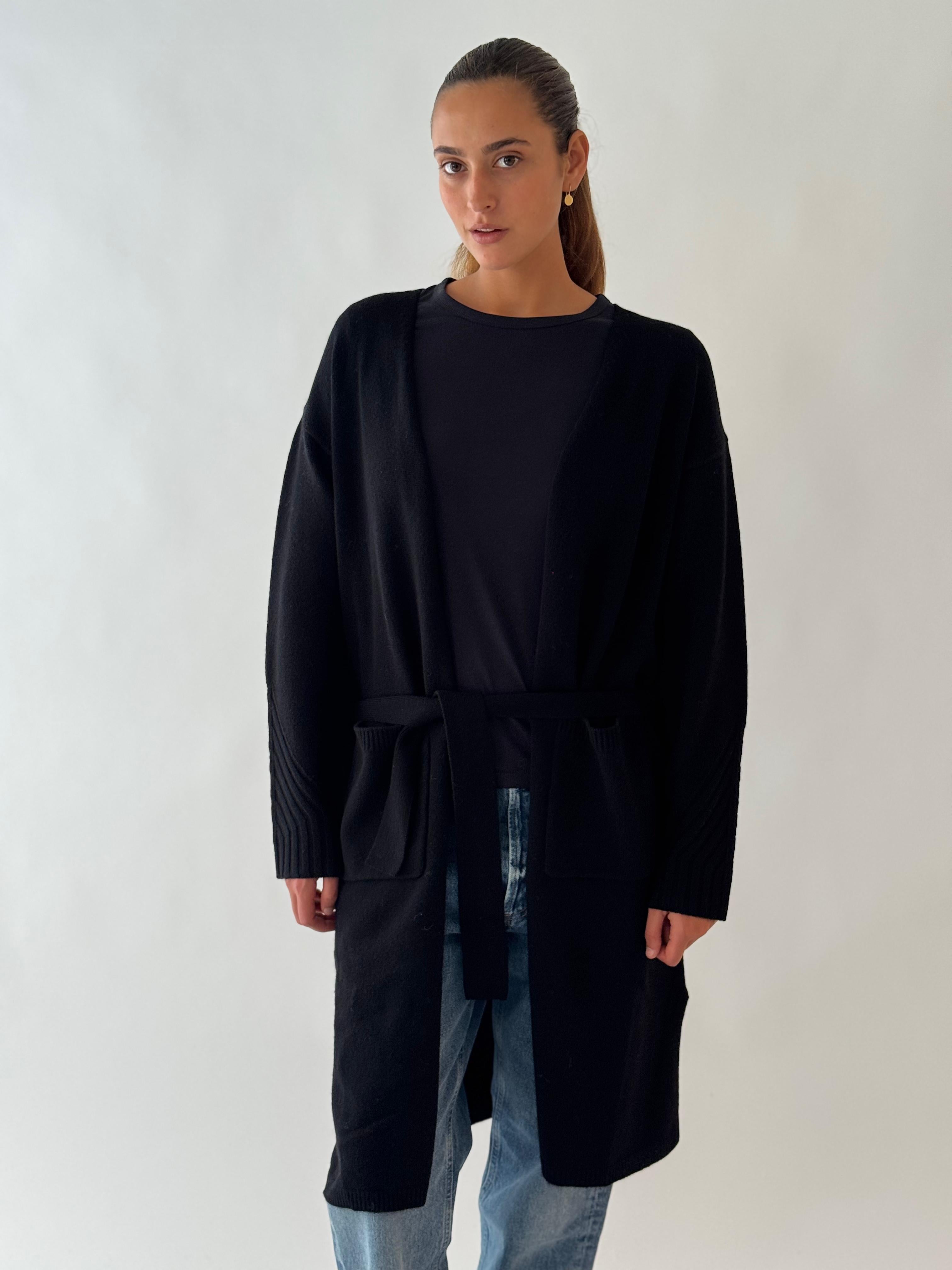 Waiscoat long sleeves BLACK