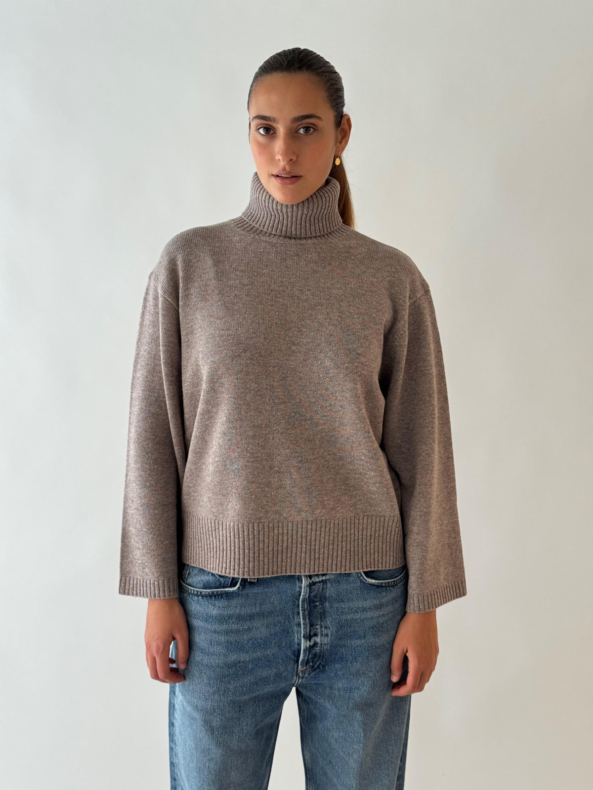 T neck long sleeves BISON