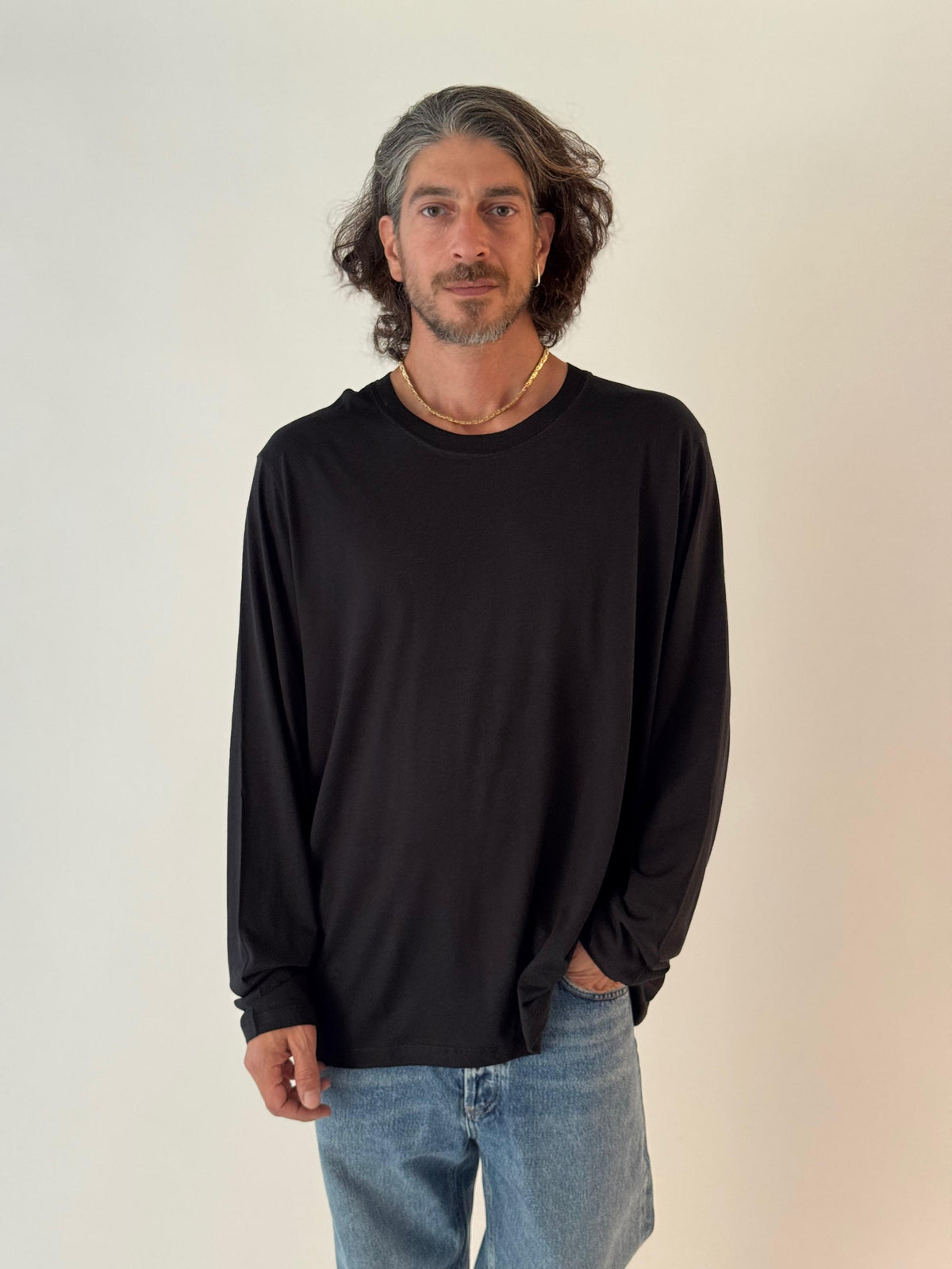 Round neck long sleeves BLACK