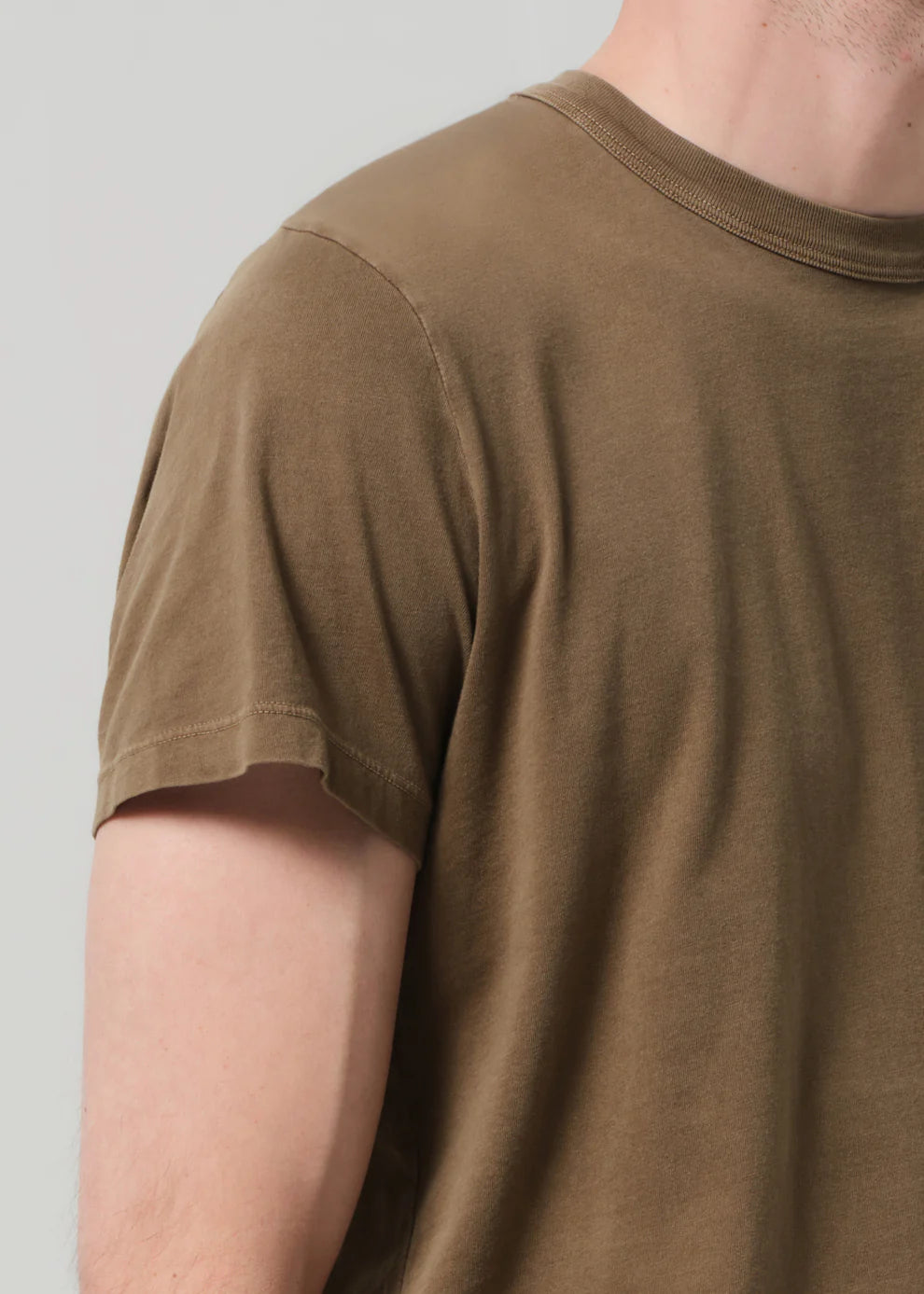 Every day tee DARK KHAKI